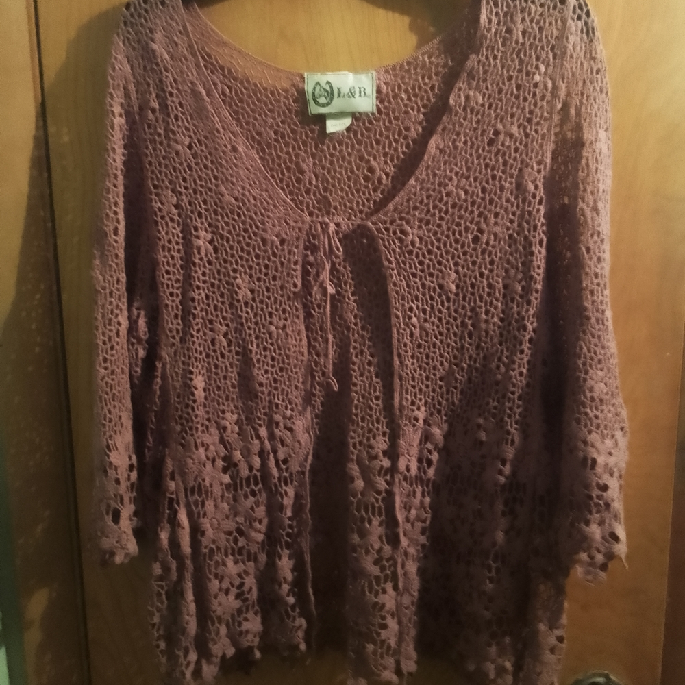 L&B Crochet Lace Top in Mauve‎